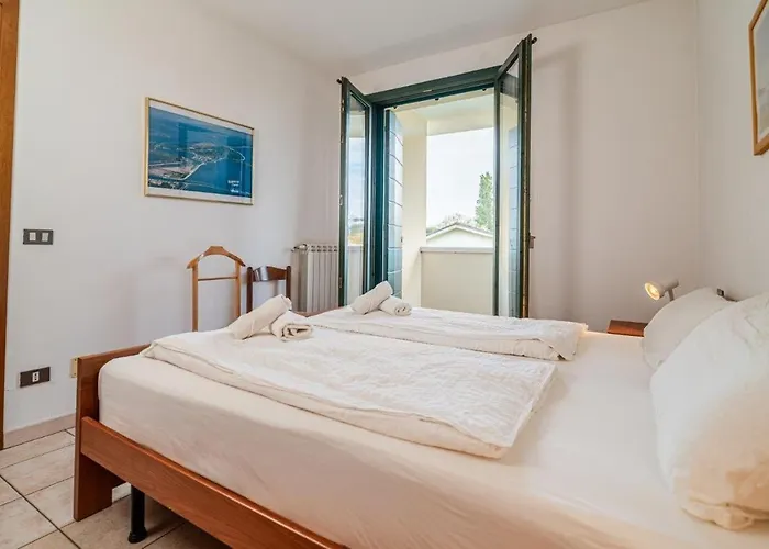 فيلة Faggio 14a Albarella Island